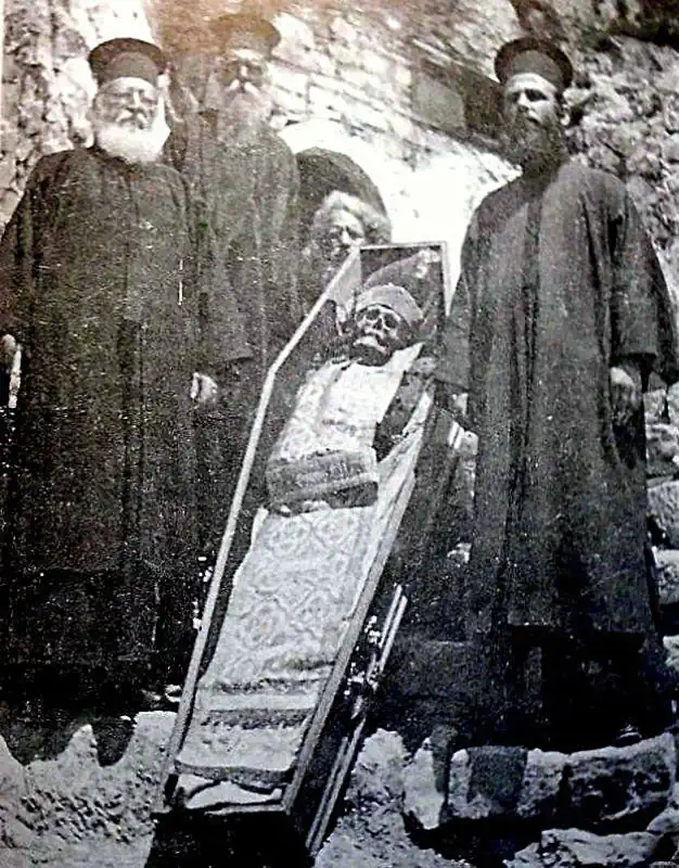 Momentul Găsirii Moaștelor Sfântului Cuvios Patapie 1904