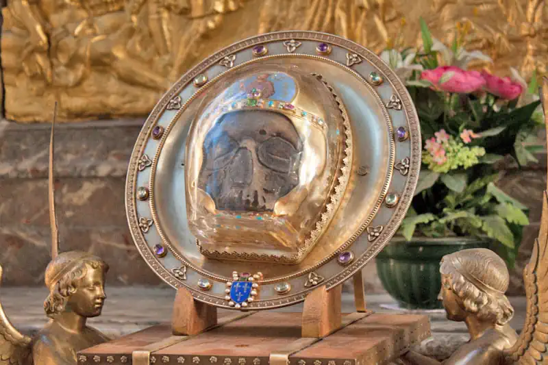 Moaștele - Capul Sfântului Ioan Botezătorul și Înaintemergătorul Domnului 7 ianuarie - pravila.ro